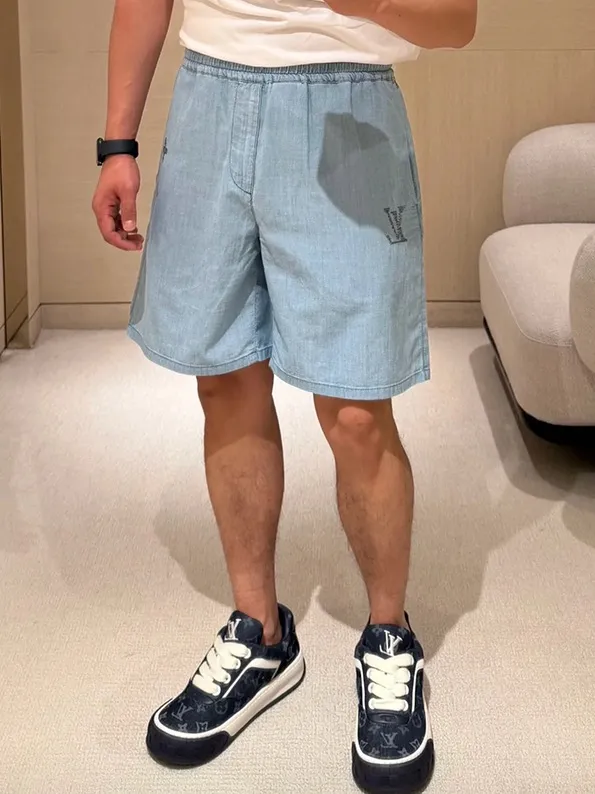 Louis Vuitton/Louis Vuitton front and back embroidered suit shorts